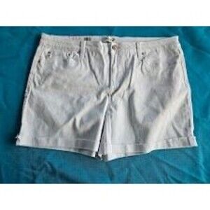 Seven7 White Denim Weekend Shorts - Womens size 16 - NEW